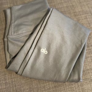 ALO GRAY WORKOUT LEGGINGS